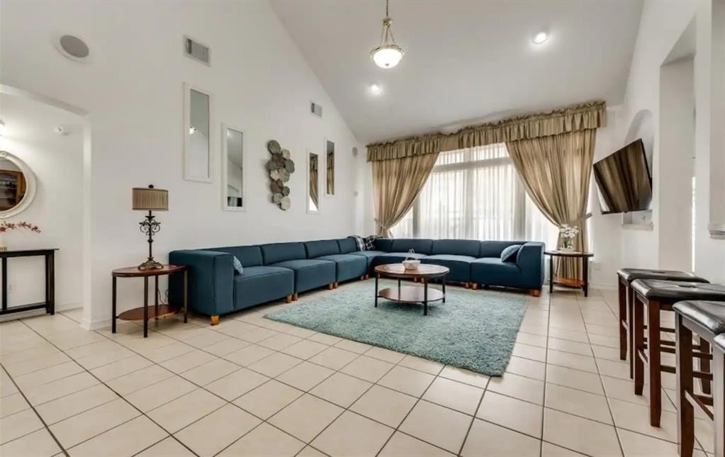 2206 N Carroll Ave - Photo 5 of 34