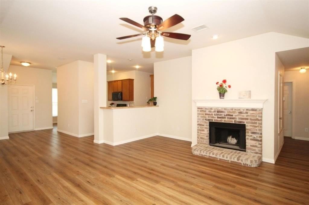 1108 Honeywell Dr - Photo 4 of 26