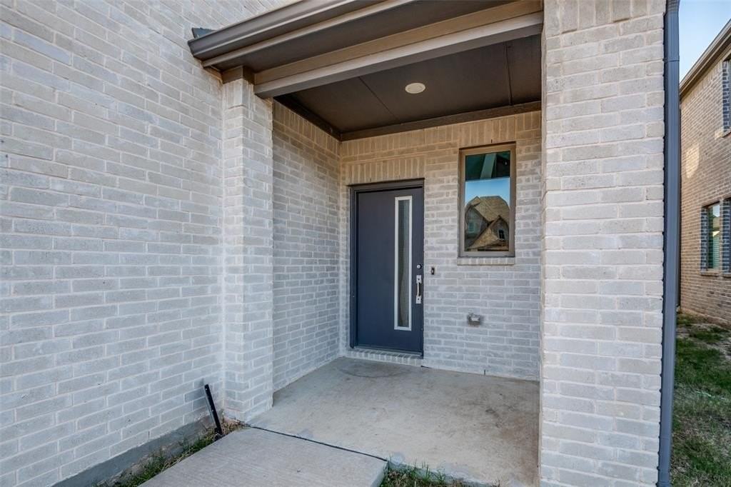 2412 Green River Rd - Photo 3 of 25