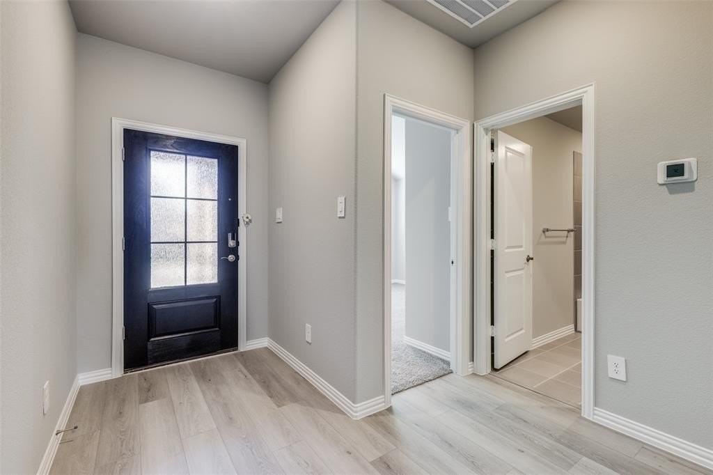 5209 Meditation Dr - Photo 4 of 29