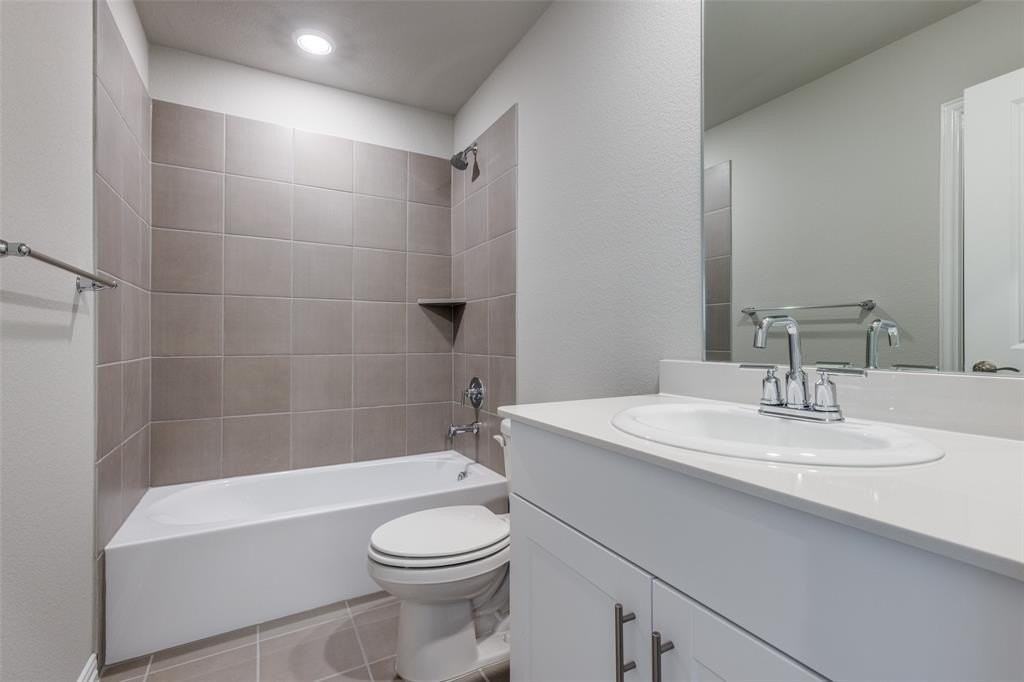 5209 Meditation Dr - Photo 7 of 29