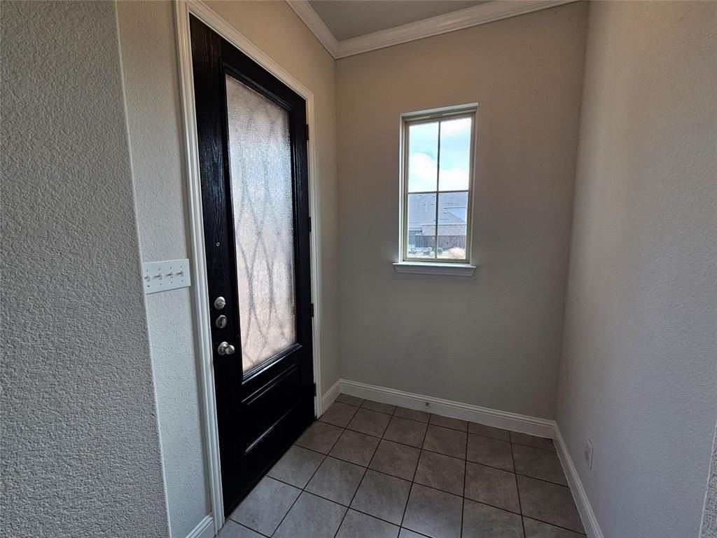 1435 Wittington Pl - Photo 2 of 33