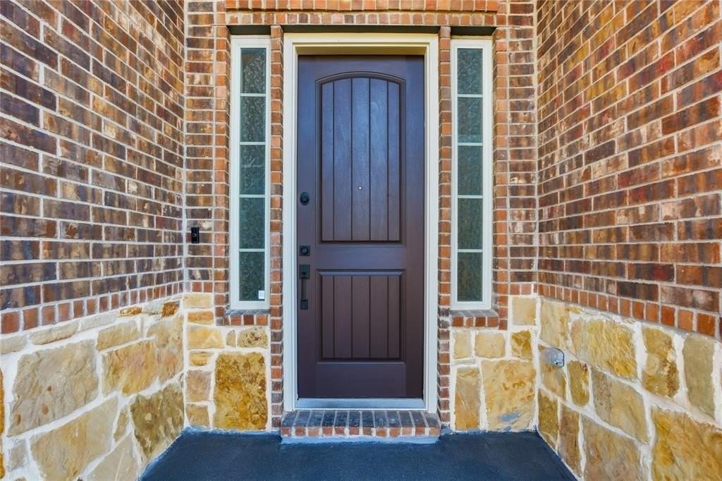 10613 Troutt Dr - Photo 3 of 27