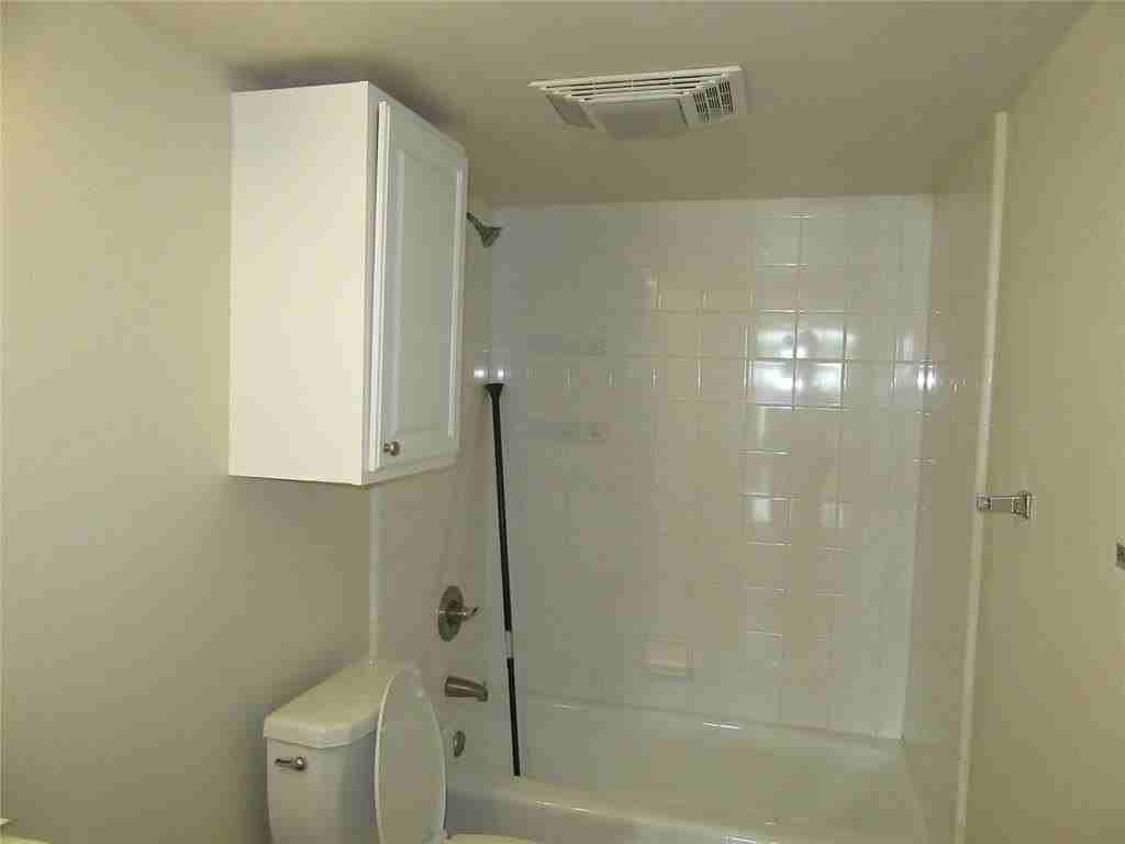 7522 Holly Hill Dr #22 - Photo 7 of 9