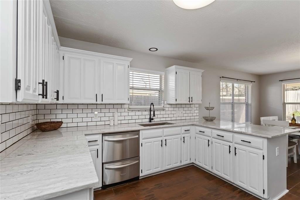 425 Kelley Ct - Photo 6 of 21