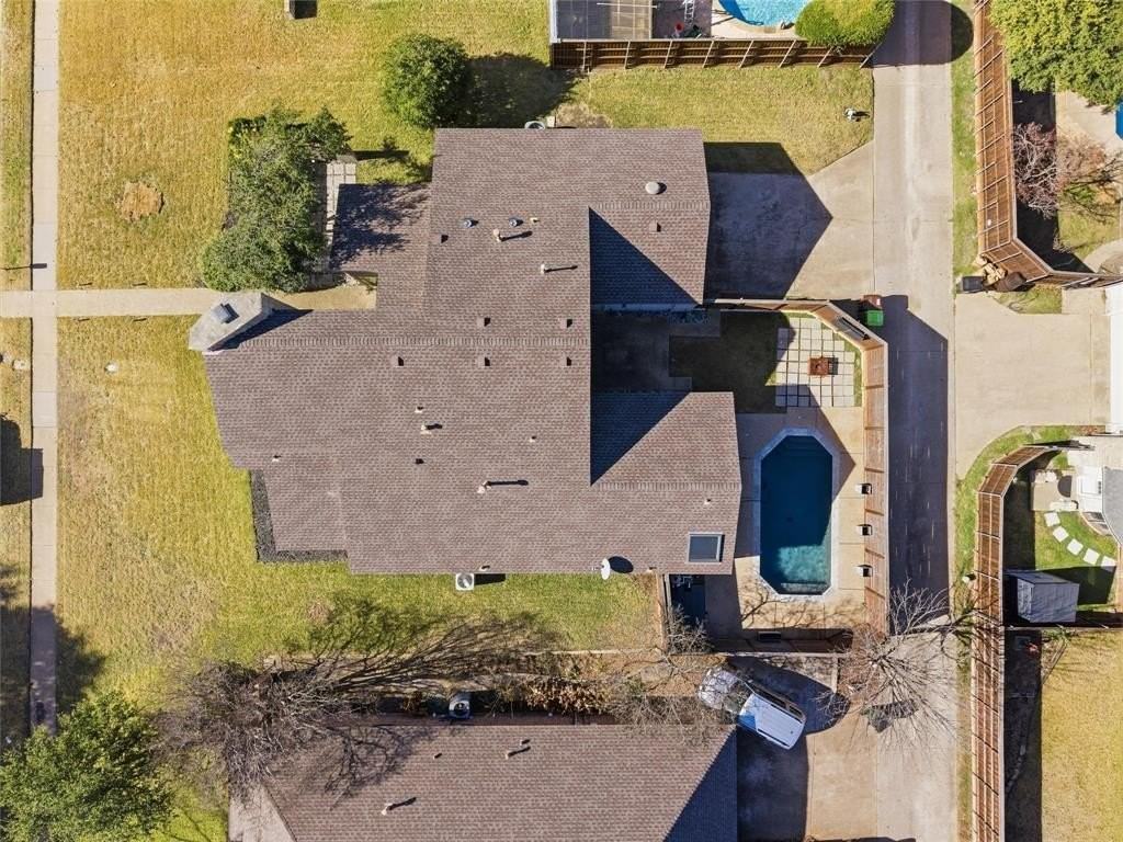 3313 Overland Dr - Photo 2 of 39