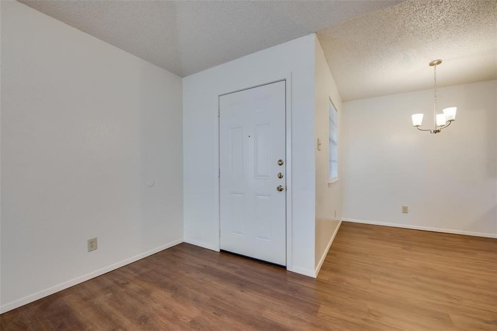 5816 Tinsley Dr - Photo 3 of 19