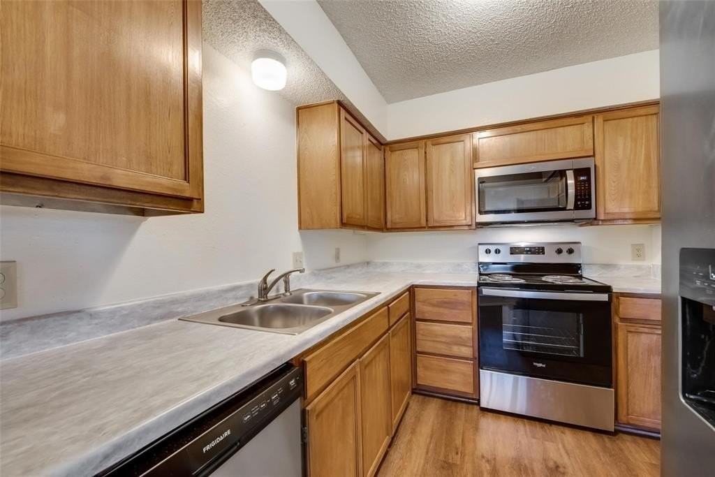 5816 Tinsley Dr - Photo 7 of 19