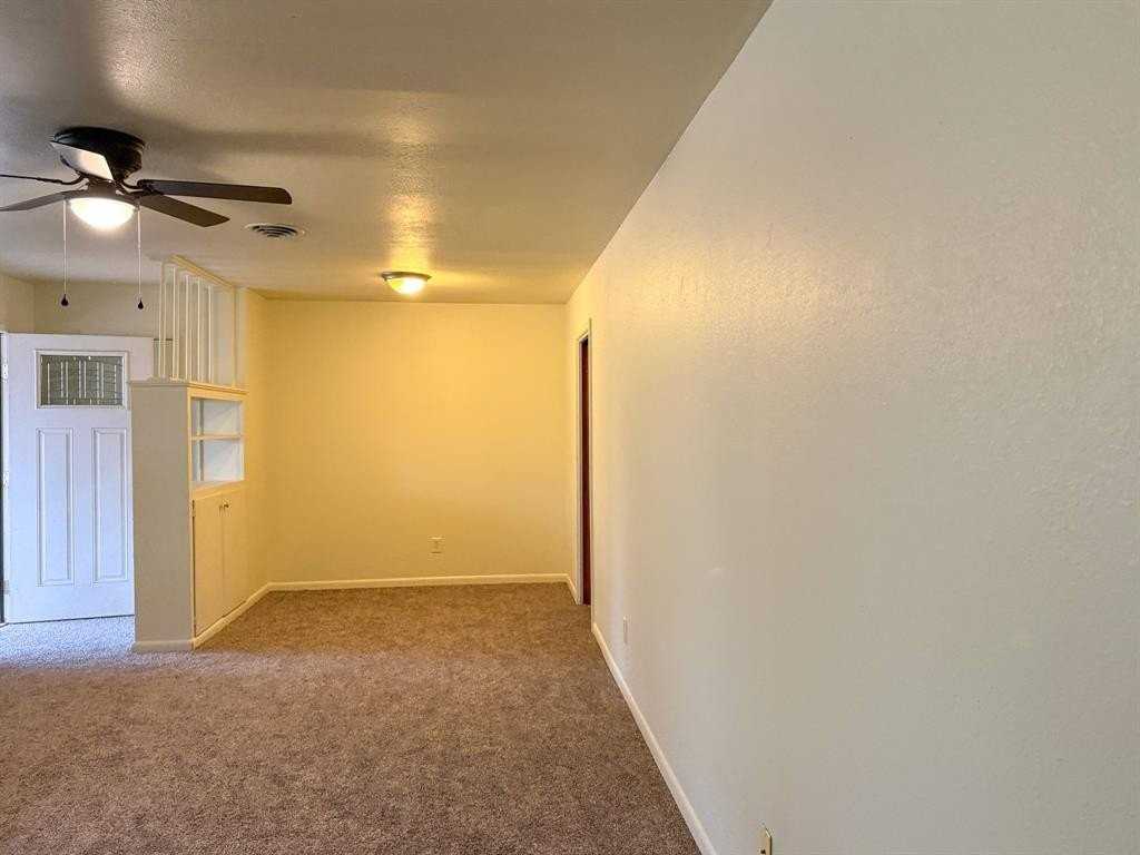 1413 Glenhaven Dr - Photo 3 of 7