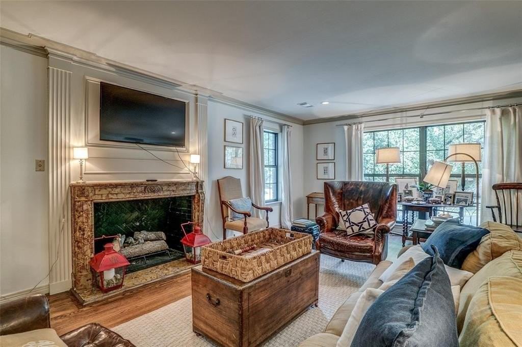 4437 University Blvd - Photo 5 of 19