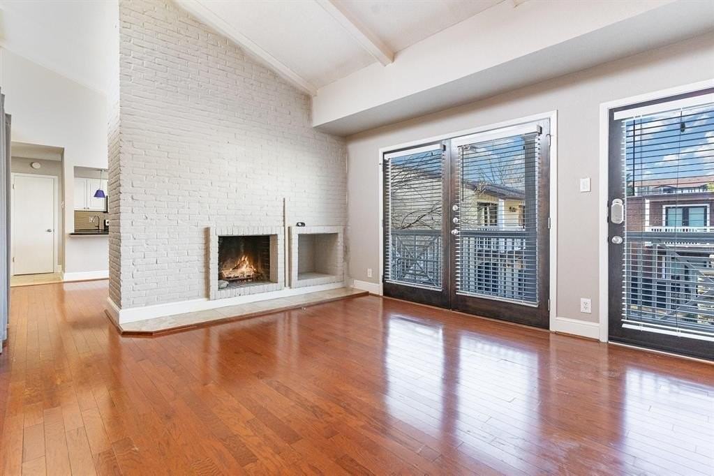 5934 Sandhurst Ln #207 - Photo 3 of 31