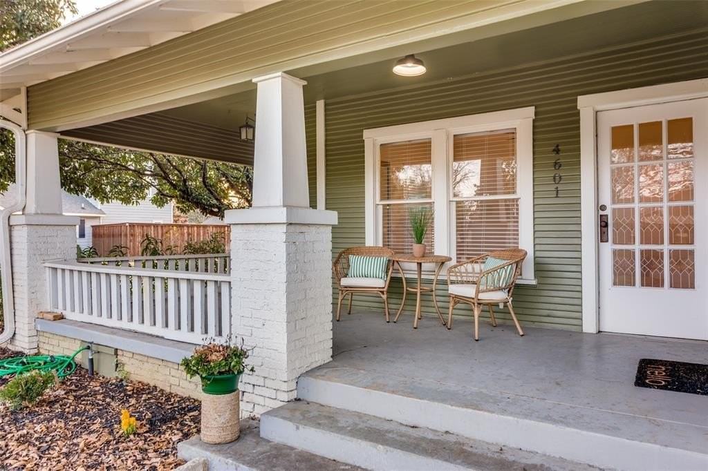 4601 Pershing Ave - Photo 3 of 18