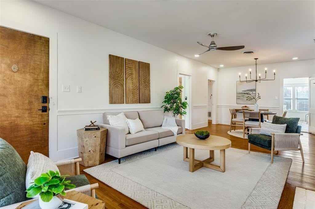 4601 Pershing Ave - Photo 5 of 18