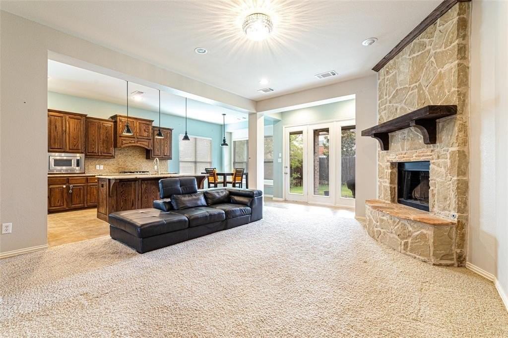 6305 Canyon Crest Dr - Photo 7 of 26