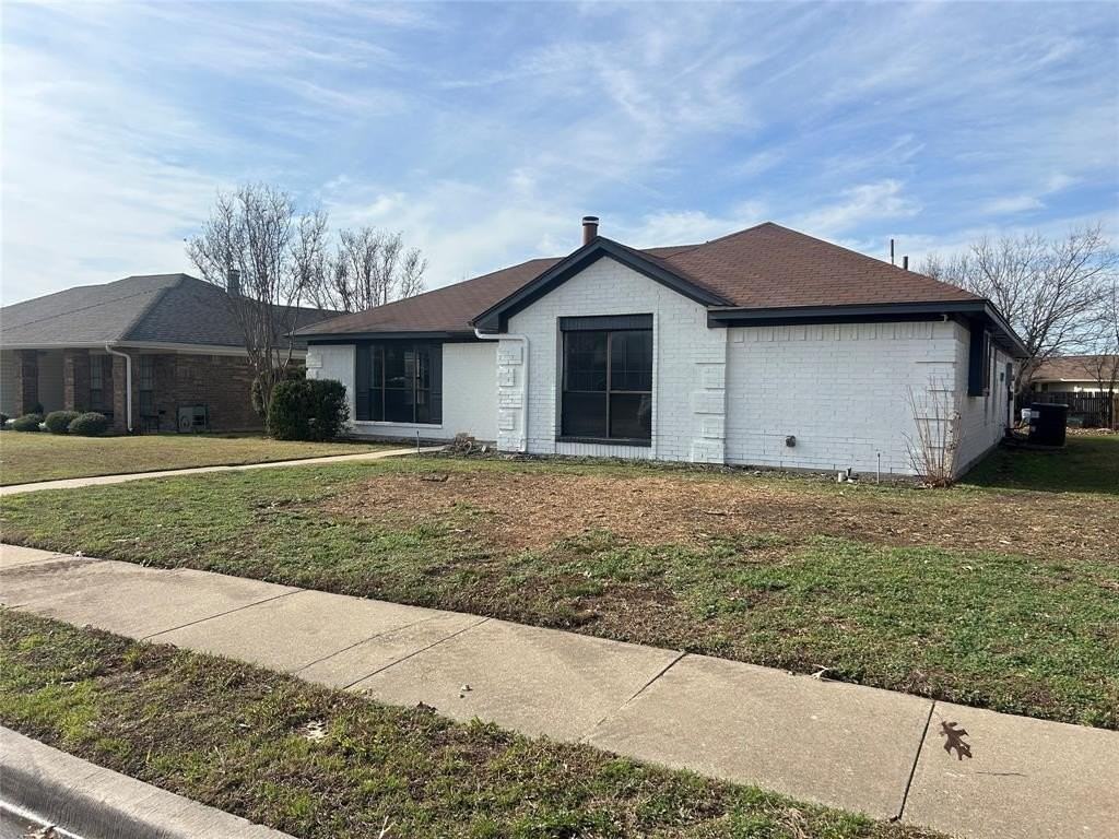 206 N Alder Dr - Photo 3 of 5