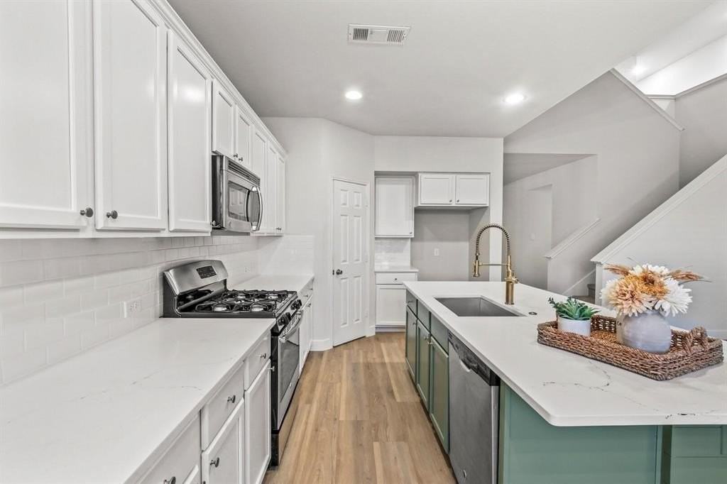 4408 Switchgrass St - Photo 6 of 37