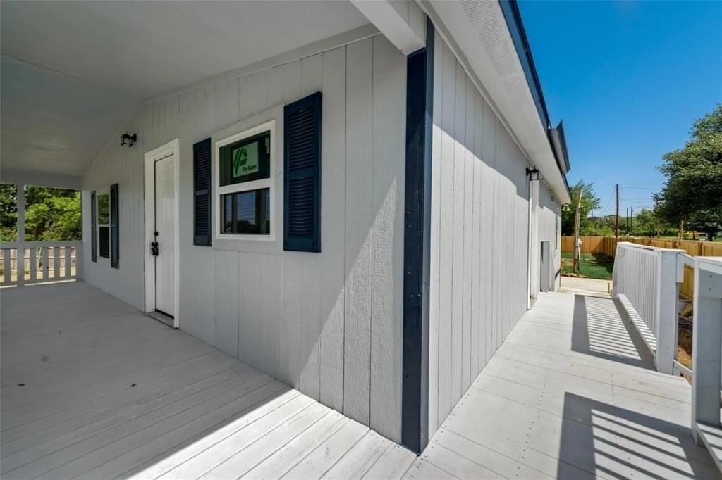 4725 Ramey Ave - Photo 4 of 19