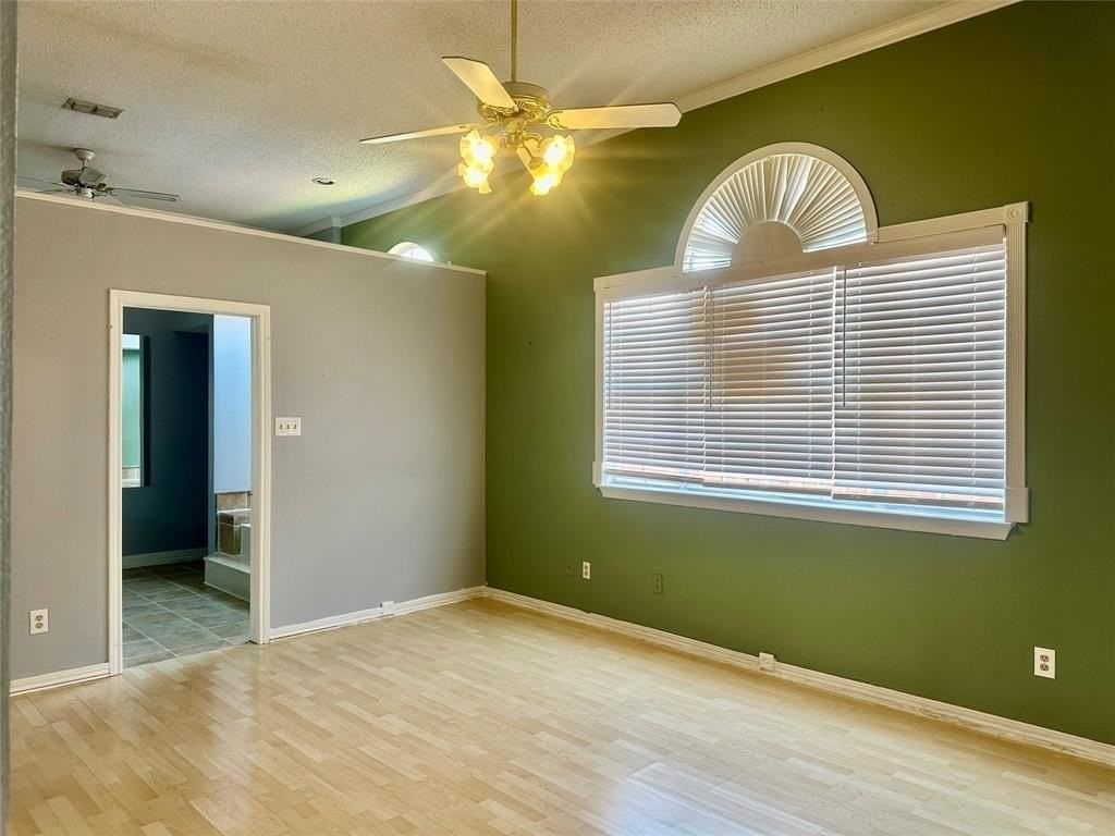 1214 Wagon Wheel Rd - Photo 7 of 14