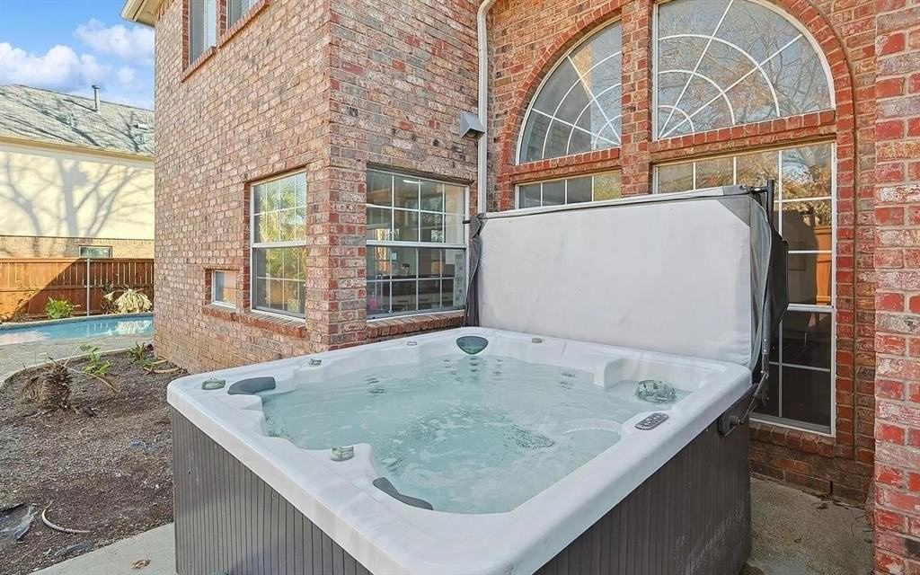 4402 Goodwin St - Photo 3 of 39