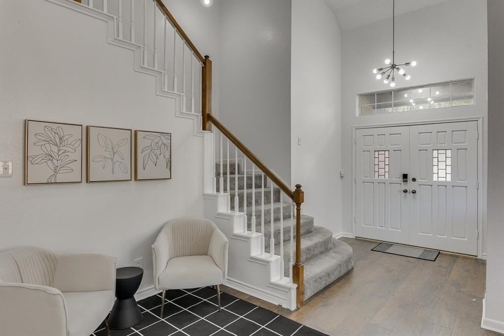 4402 Goodwin St - Photo 6 of 39