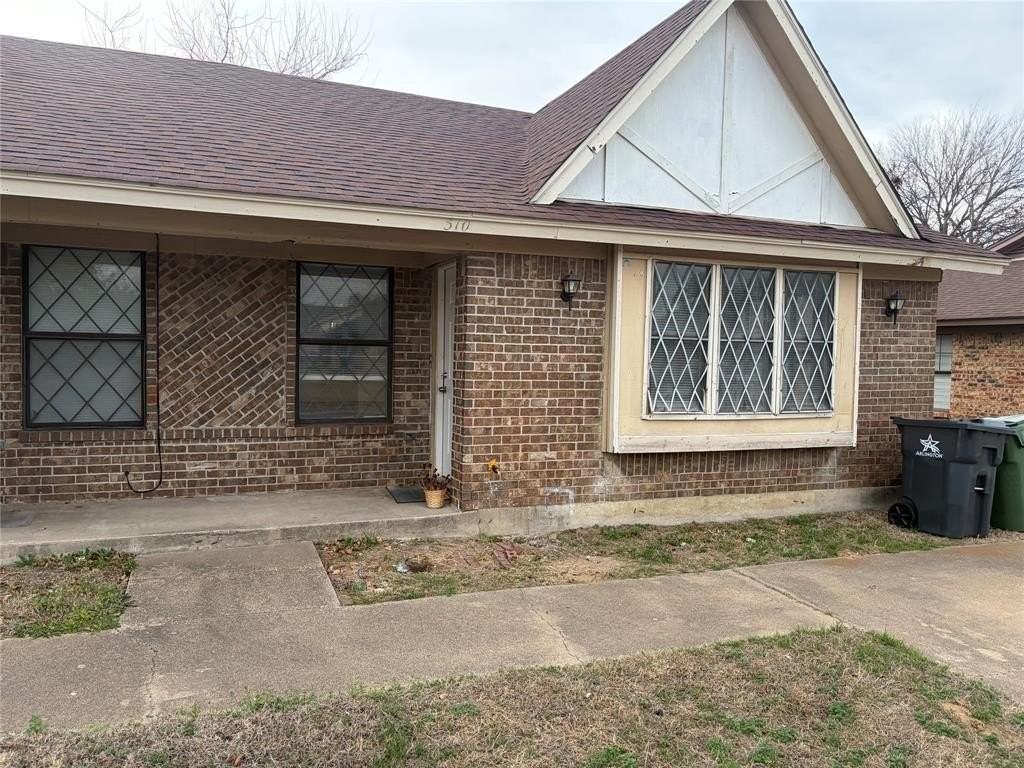 508 Matt Ln - Photo 2 of 11