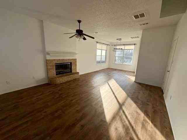 3017 Green Vista Ct - Photo 2 of 11