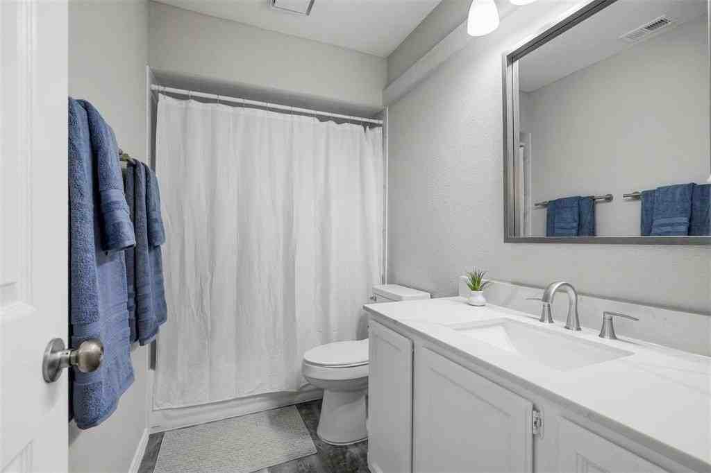 5337 Peninsula Way - Photo 4 of 25