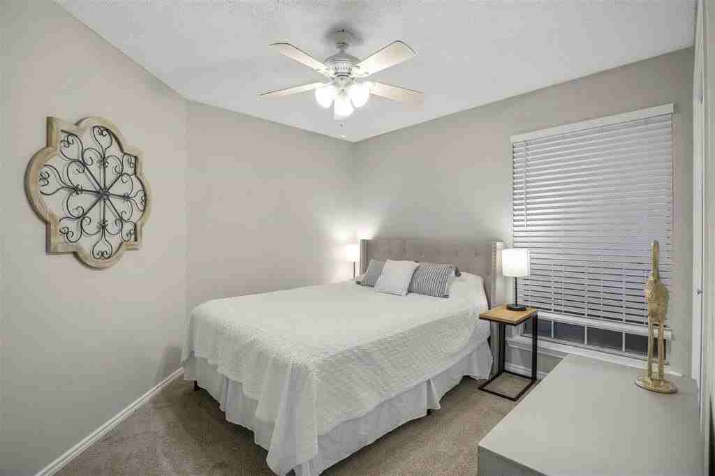 5337 Peninsula Way - Photo 5 of 25