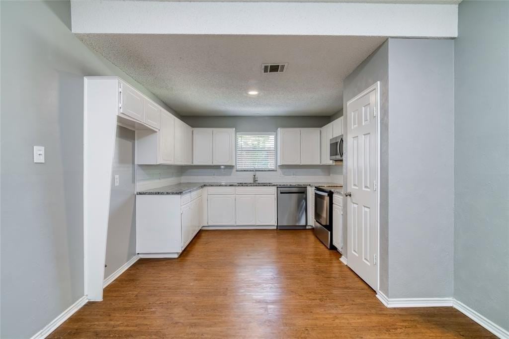 708 Paintbrush Dr - Photo 5 of 18