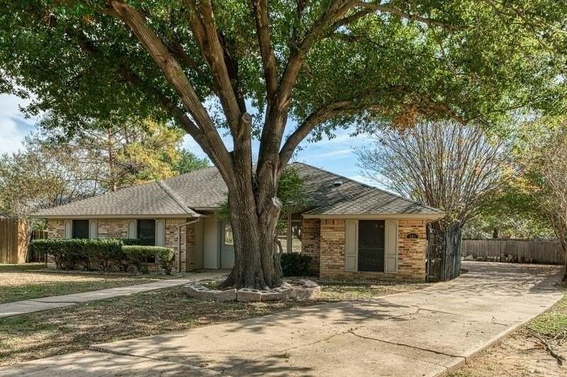 922 Kingston Dr - Photo 2 of 32