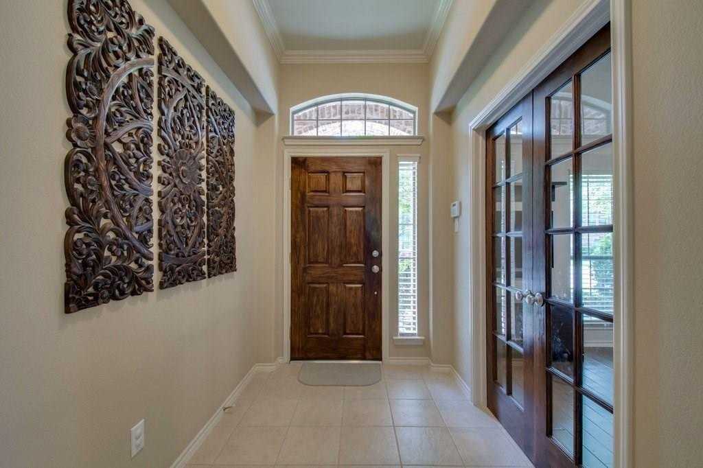 914 White River Dr - Photo 2 of 20