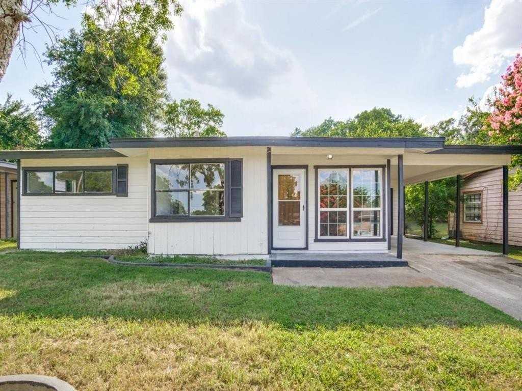 3012 Crouch St - Photo 2 of 4