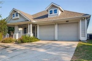 featured image of 2314 Hillside Dr