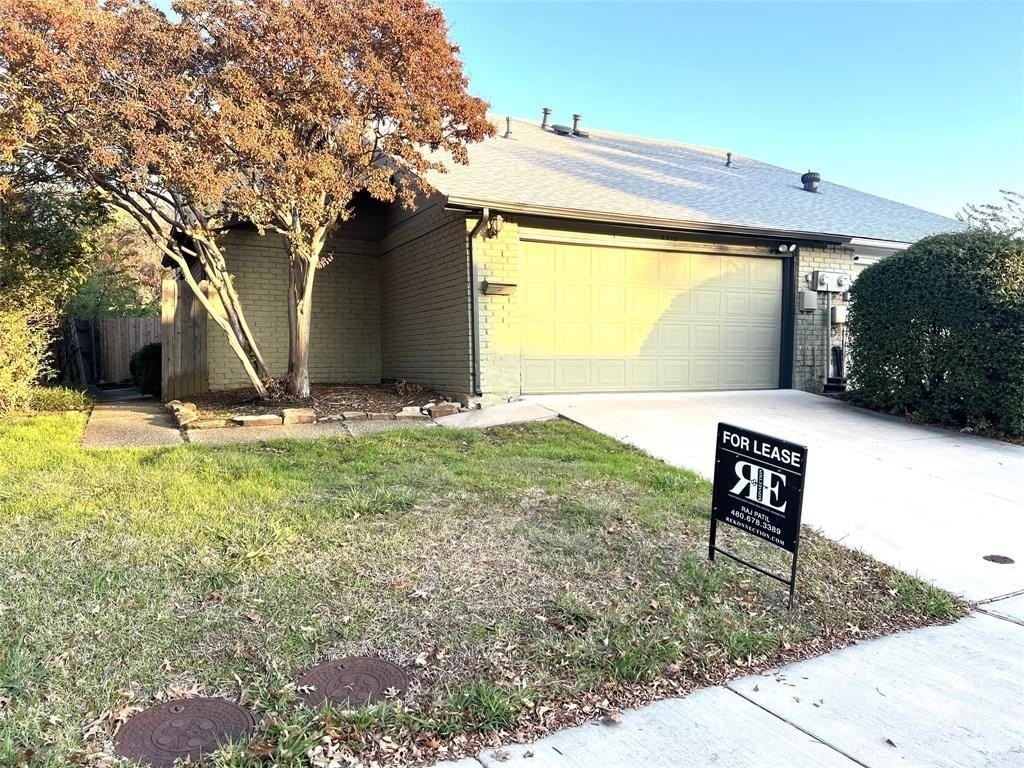 2210 Jackson Cir - Photo 2 of 17