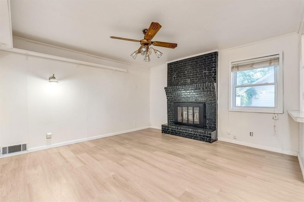 921 Evans St - Photo 5 of 17