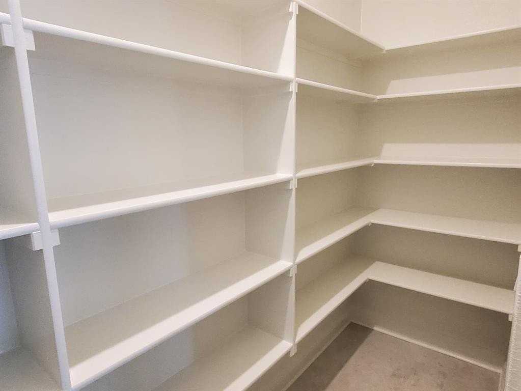 4512 Hammerstein Blvd - Photo 4 of 18