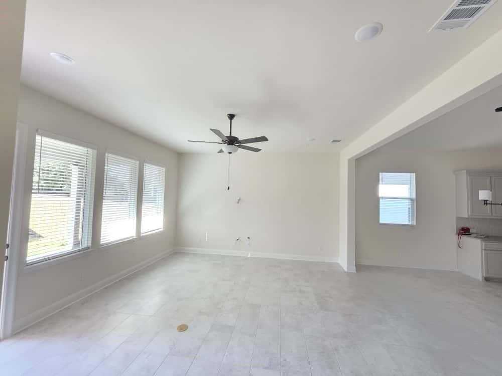 4512 Hammerstein Blvd - Photo 5 of 18