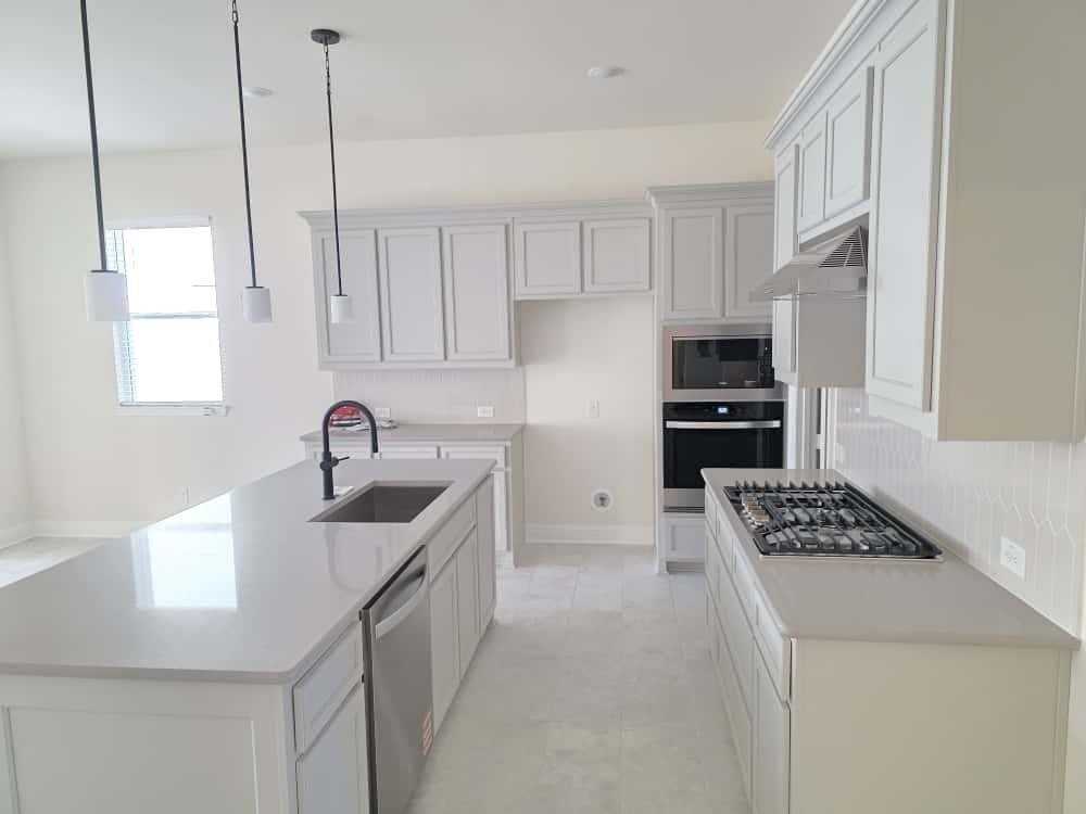 4512 Hammerstein Blvd - Photo 3 of 18