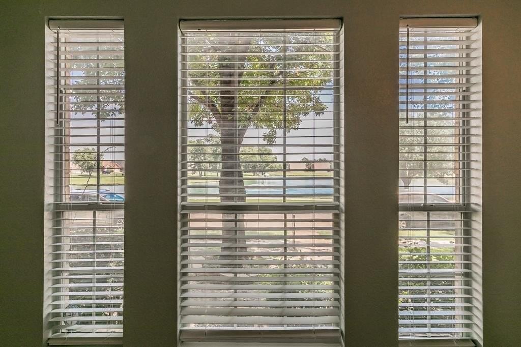 5419 Prairie Ln - Photo 6 of 32