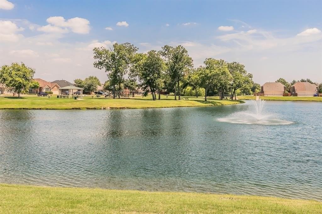 5419 Prairie Ln - Photo 7 of 32