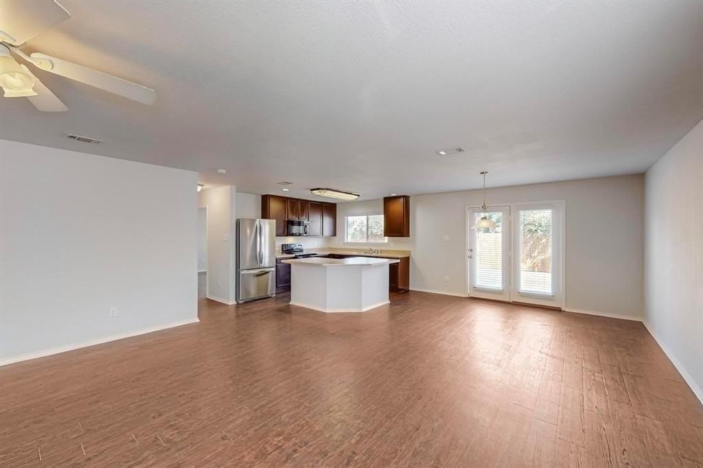 3957 Polar Brook Dr - Photo 5 of 30