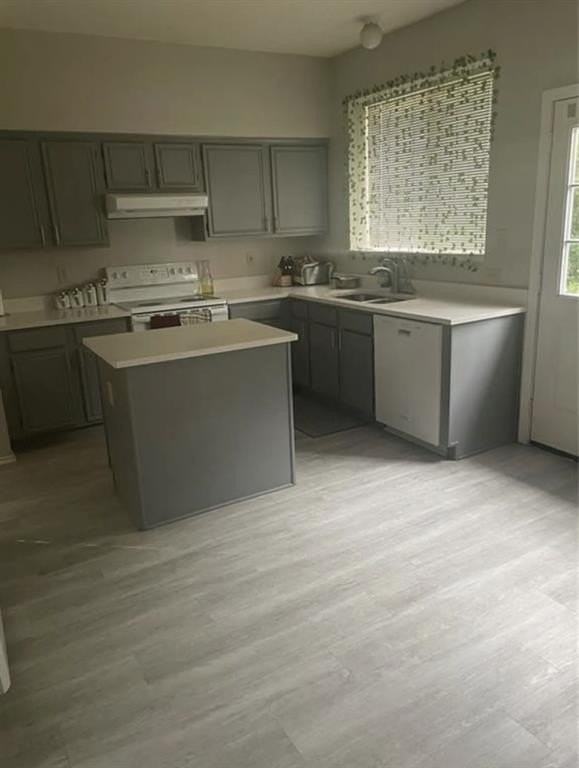 1112 Canoe Ln - Photo 2 of 7