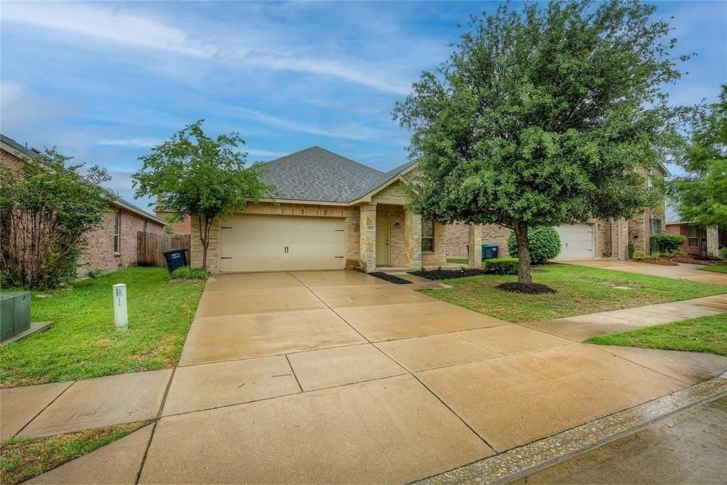 5829 Deck House Rd - Photo 2 of 38