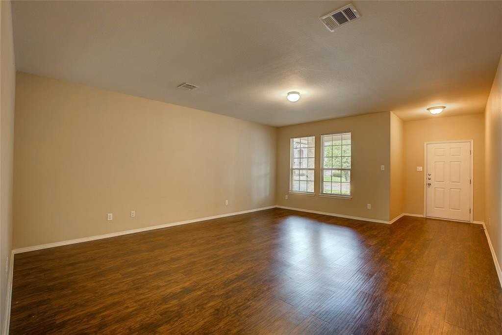 5829 Deck House Rd - Photo 7 of 38