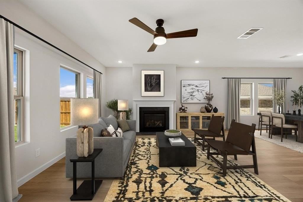 1317 Richardson St - Photo 5 of 24