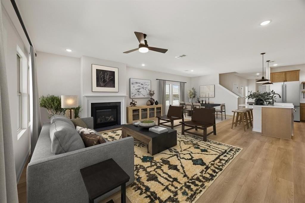 1317 Richardson St - Photo 7 of 24