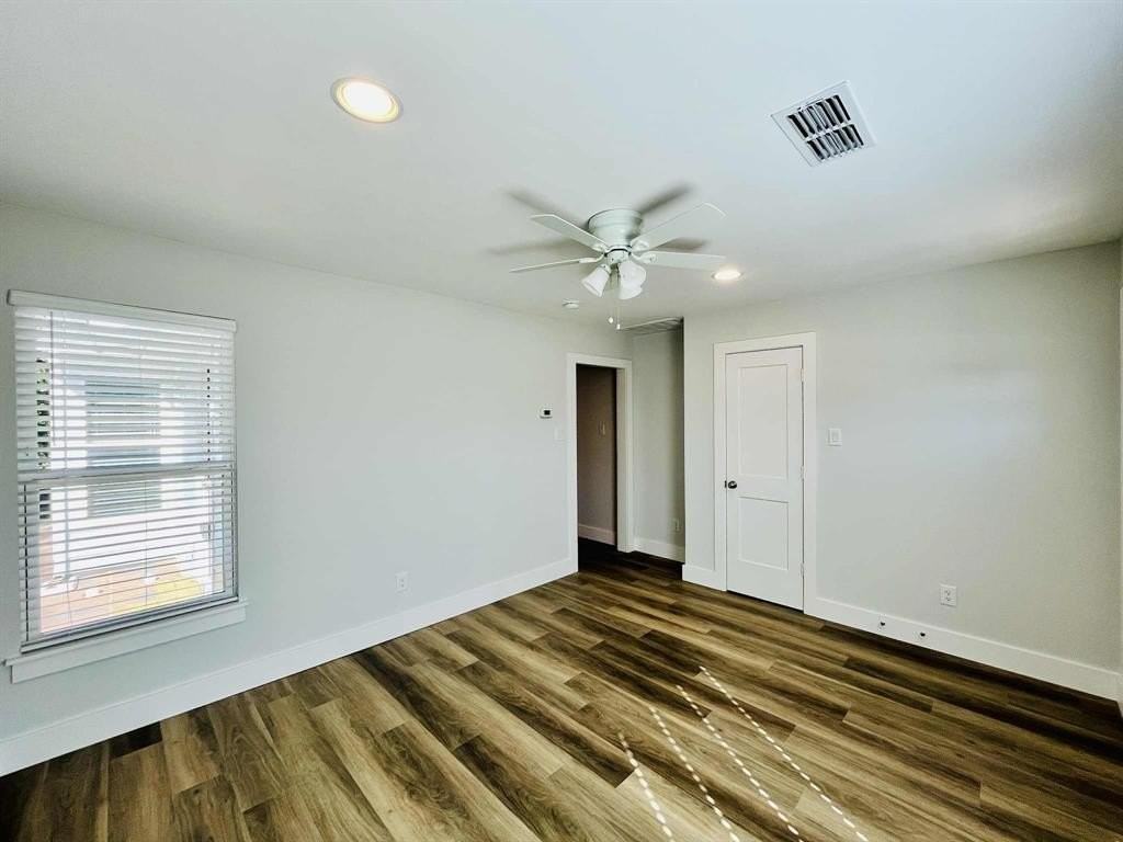 327 Pittman St #A - Photo 3 of 12