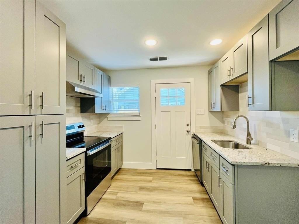 327 Pittman St #A - Photo 4 of 12