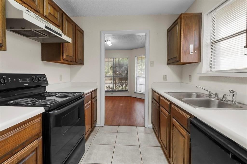 713 Penn Pl - Photo 6 of 15