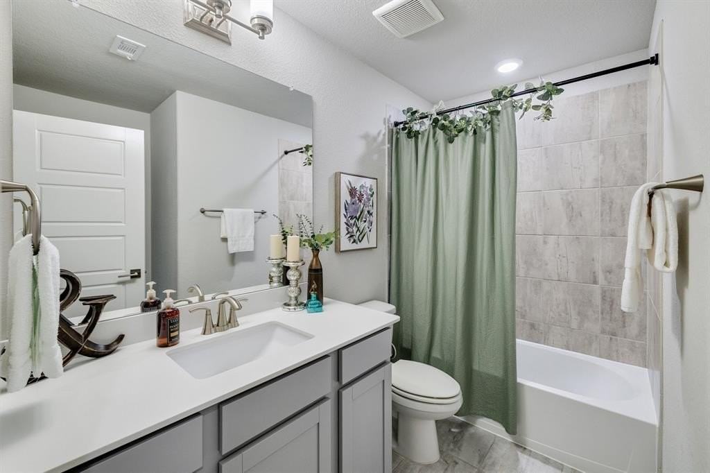 1005 Wimberly Ln - Photo 6 of 13